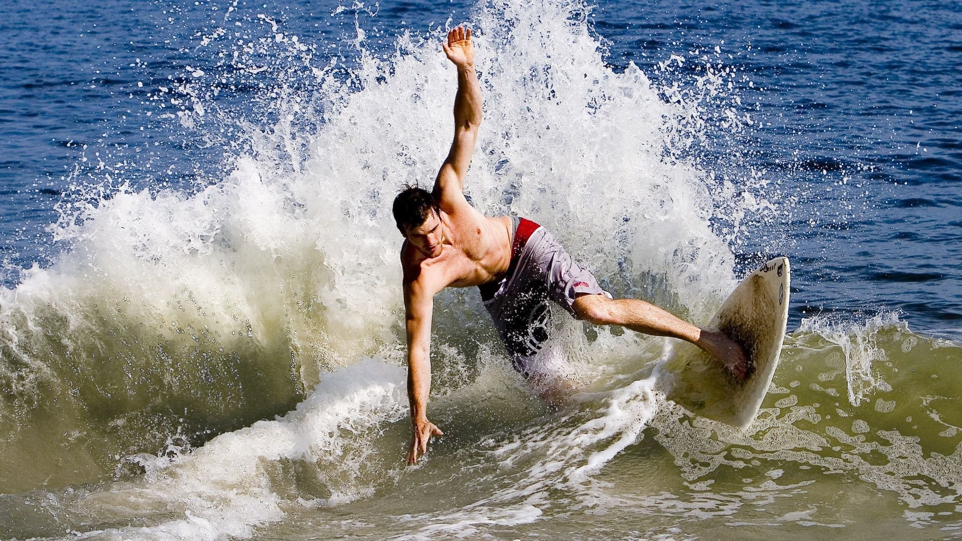 开云体育在线-“中超“火锅大战”引热议：比赛激烈程度再升级”，火锅争霸赛